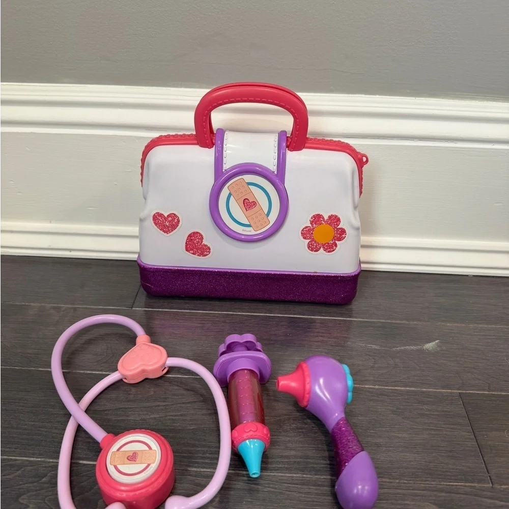 Disney Doc McStuffins Pink and Purple Doctor's Bag Toy Accessories Girl Pretend